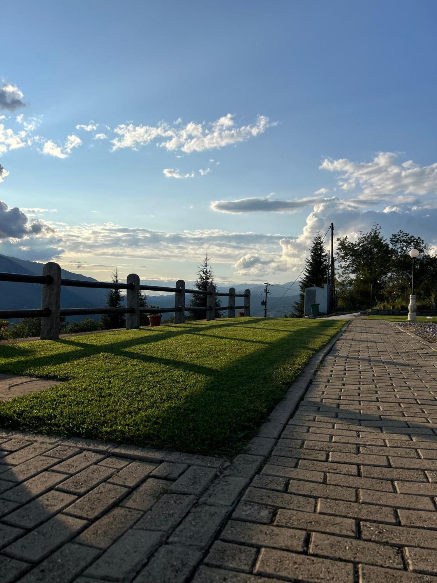 916 Mountain Resort Ксанти Екстериор снимка